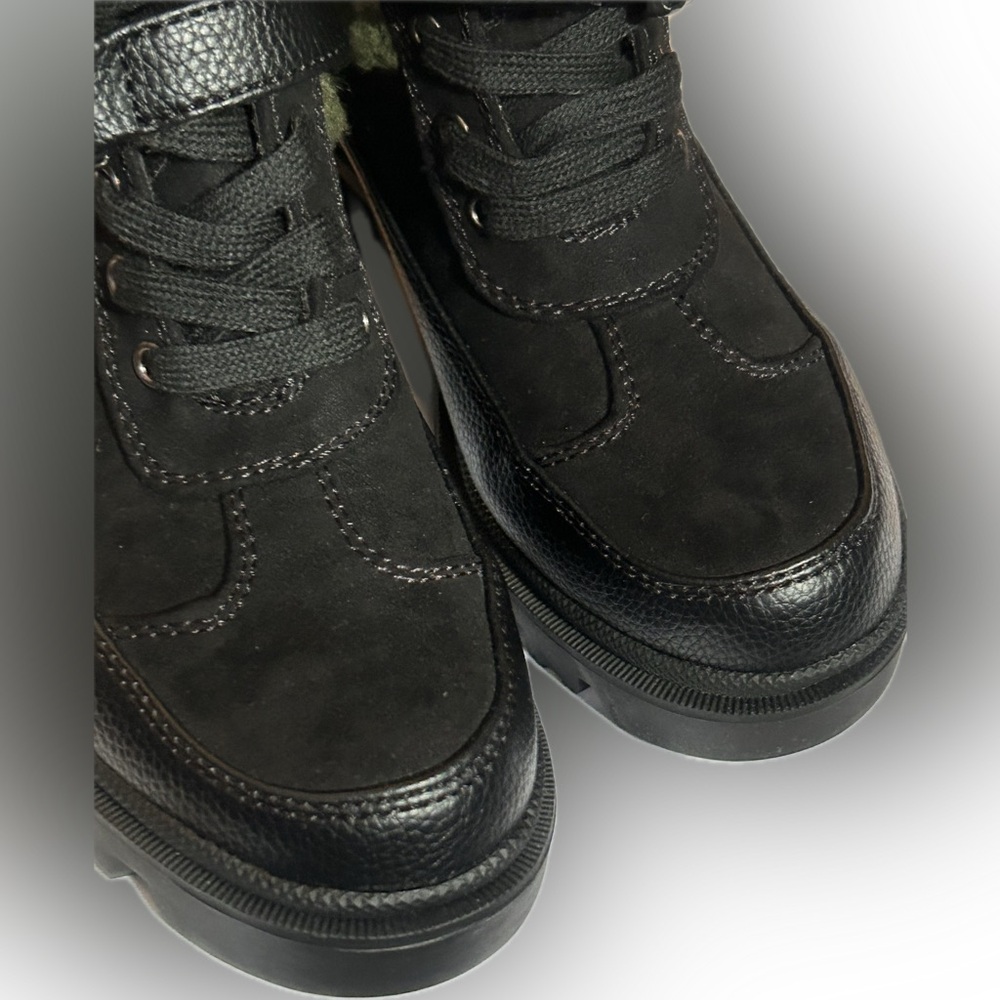 Madden Girl Black/Camo Doreen Combat Boot Shoe Size 5 NWOT - Picture 3 of 9